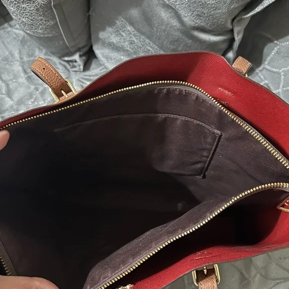 Coach Mollie Tan Leather Tote Bag - Picture 8 of 11